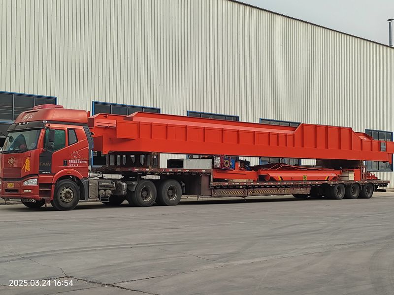 通用橋式起重機 QDXX32/5t—19.5m 電動單梁橋式起重機 2臺 LD10t—16.5m 制作完成，發(fā)往河北石家莊交付客戶使用。